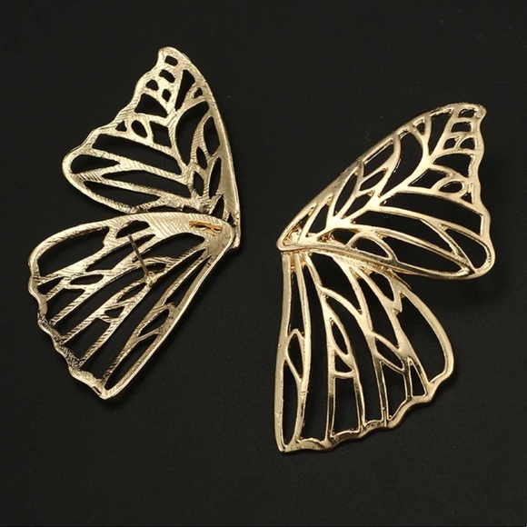 Brand new!!!  Modern butterfly wings metal earring - Picture 2 of 4